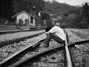 Có nên ra tay nghĩa hiệp với “tình cũ” từng phản bội mình?