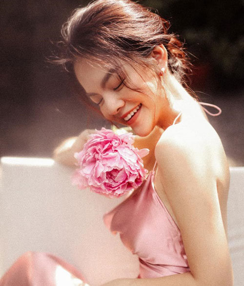 Phạm Quỳnh Anh: Bạn bè tôi toàn hỏi có phải quay lại với anh Quang Huy rồi không!