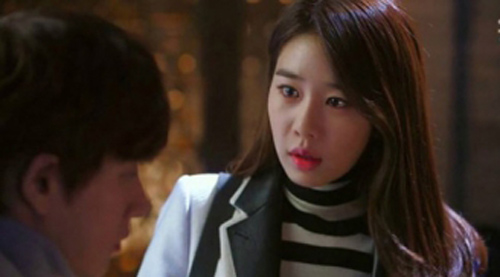 Vì say mê "phi công trẻ", vợ nằng nặc đòi ly hôn dù đã có 3 con