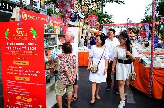Lễ hội Đường sách Tết Canh Tý: Bán ra hơn 50.000 bản, thu hút hơn 800.000 lượt du khách