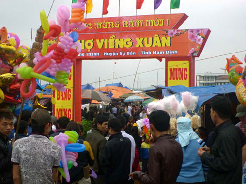 Đôi nét về Hội chợ Viềng xuân - Nam Định