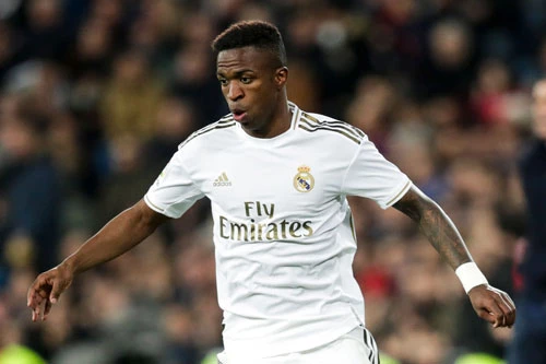 5. Vinicius Junior (Real Madrid, giá trị hiện nay: 50 triệu euro, mức rớt giá: 20 triệu euro).