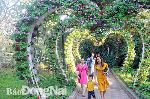 Đồng Nai: Khoảng 300 ngàn lượt du khách đến các khu du lịch trong tỉnh