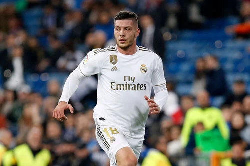 7. Luka Jovic (Real Madrid, giá trị hiện nay: 40 triệu euro, mức rớt giá: 20 triệu euro).