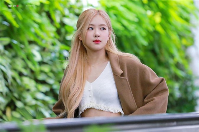 Loạt ảnh chứng minh rằng Rosé (BlackPink) là nàng Rapunzel đẹp ...