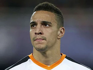 Barca giận tím người vì thương vụ Rodrigo 'toang' vào phút chót