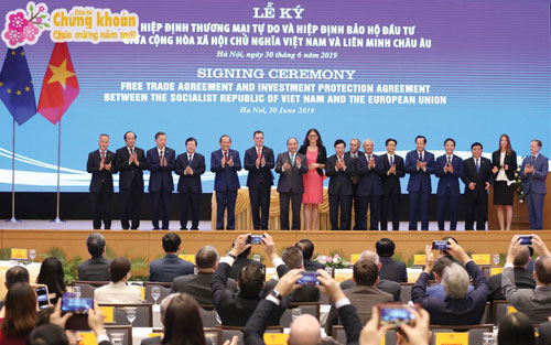 Cuộc chơi lớn từ hội nhập, điểm sáng mới