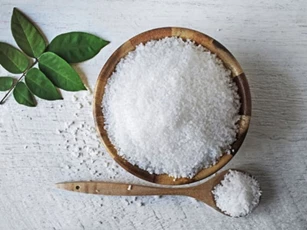 Đầu năm mua túi muối đặt ở vị trí này, tài lộc ùn ùn kéo đến, gia chủ đếm tiền mỏi tay