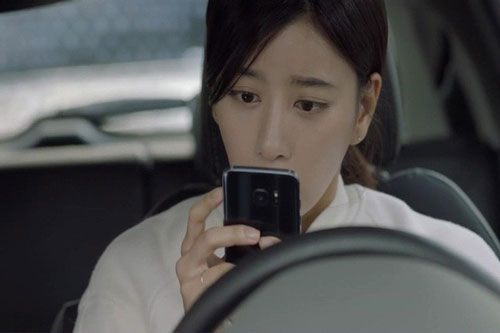 Bị nhân tình của chồng thách thức, vợ đánh ghen bằng cách “có mà như không”