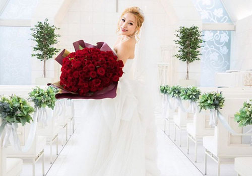 Tiêu hết 22 tỷ đồng, bất ngờ ly hôn khi biết chồng gặp khó khăn