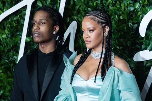 Rihanna không xác định tương lai với bạn trai mới