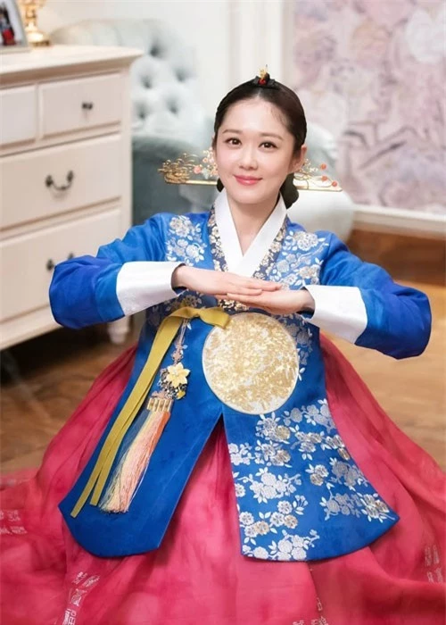 Ngam Jang Nara, ai cung “nga ngua” khi biet tuoi that-Hinh-12