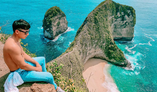 Isaac khoe dáng hót-hòn-họt ở Bali: cảnh cực đẹp nhưng ai cũng chỉ chú ý vào mẫu