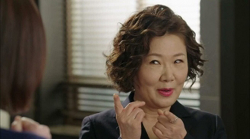 Mỗi lần nhìn thấy mẹ chồng bế con là tôi lại lo nơm nớp, chỉ sợ có chuyện gì xảy ra...