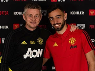 Solskjaer ấn định trận ra mắt M.U của Bruno Fernandes