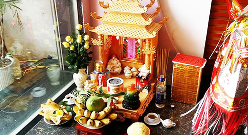 Thờ Thần Tài nên biết những đại kỵ này kẻo quét sạch lộc ra khỏi nhà