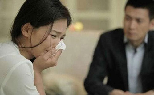 Lời tâm sự đắng lòng của người vợ sau lịch trực Tết của chồng