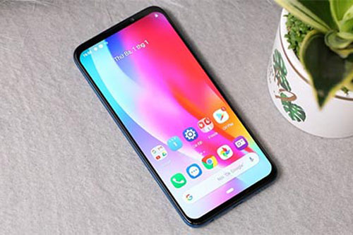 Vsmart Live giá hơn 3 triệu, gây sốc khi vượt qua cả Nokia 9 PureView, Redmi Note 8 Pro