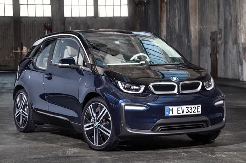 1. BMW i3.