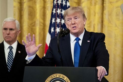 Mỹ ban bố tình trạng khẩn cấp, cấm người từ Trung Quốc nhập cảnh