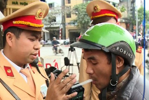 Đề nghị Bộ Y tế có ý kiến về máy đo nồng độ cồn