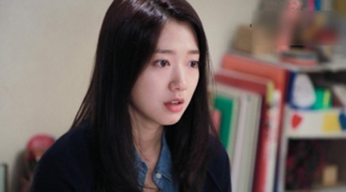 Choáng váng nghe được cuộc nói chuyện của chồng sắp cưới với bác sĩ ngay tại phòng khám thai