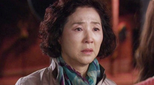 Phát hiện ra bí mật con trai che giấu bấy lâu, tôi đau đớn gần như ngã quỵ