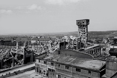 Xưởng chế tạo vũ khí Đức Quốc xã bị tiêu diệt như thế nào?