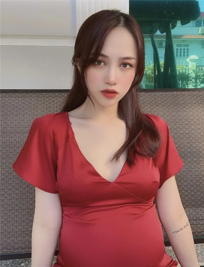 Bụng bầu vượt mặt, con gái Minh Nhựa vẫn xinh đẹp bất chấp - Hình 6 Bung bau vuot mat, con gai Minh Nhua van xinh dep bat chap-Hinh-6