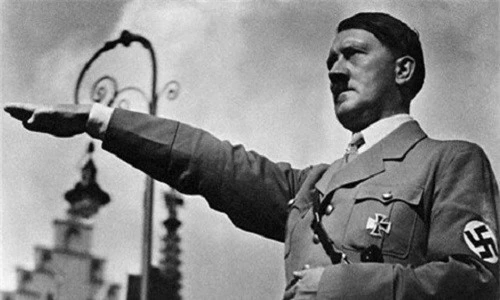 Trum Hitler suyt bi mot dan thuong giet chet nhu the nao?