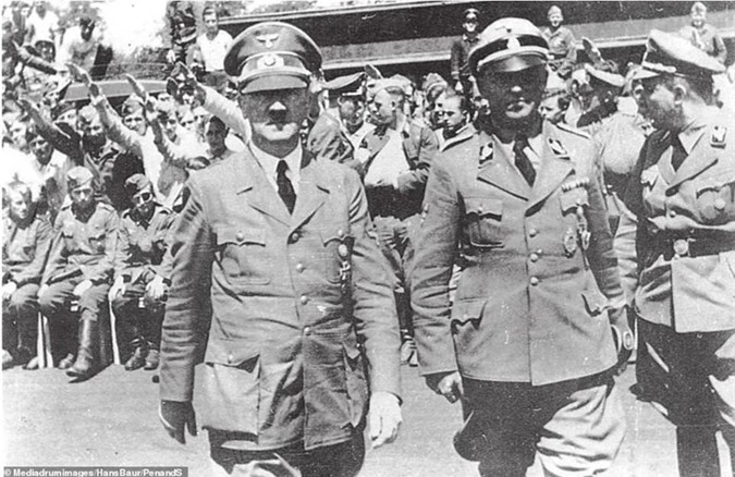 Trùm Hitler suýt bị một dân thường giết chết như thế nào? - Hình 4 Trum Hitler suyt bi mot dan thuong giet chet nhu the nao?-Hinh-4