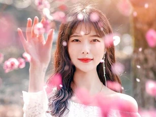 Đầu tháng 2 năm Canh Tý: Những con giáp được Thần Tài nâng đỡ một bước lên đỉnh vinh quang