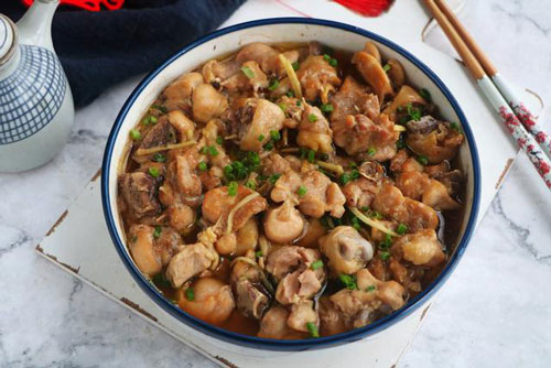 Đùi gà hấp nấm, thơm phức đậm đà cả nhà cùng mê