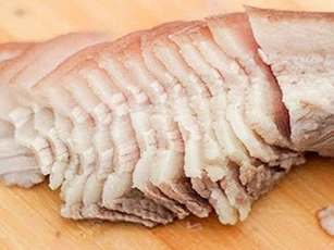 Luộc thịt mà áp dụng cách này bảo sao đầu bếp nhà hàng 5 sao cứ giấu nhẹm