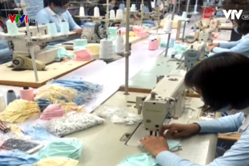 Bộ Công Thương làm việc với doanh nghiệp về việc cung ứng khẩu trang