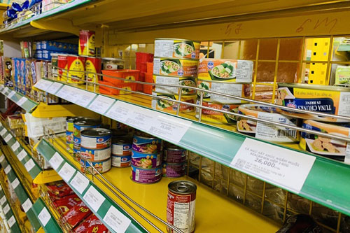 Nguồn cung hàng hoá thiết yếu vẫn khá dồi dào sau Tết Nguyên đán