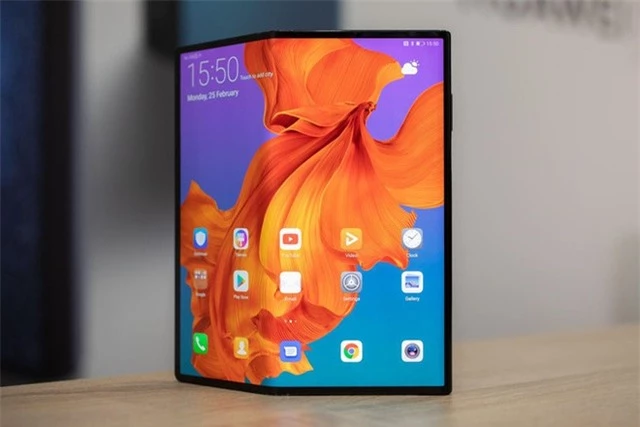 Chiếc smartphone ấn tượng của năm 2019 - 3