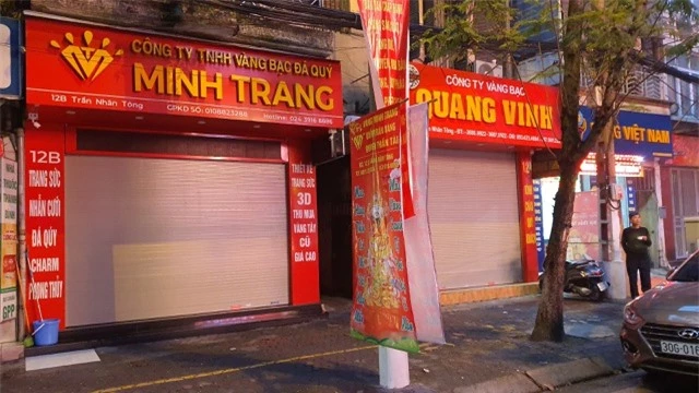 Kỳ lạ: Chủ tiệm vàng đóng cửa ngủ kỹ ngày vía Thần Tài - 7