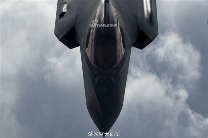 Tiep lieu tren khong cho tiem kich F-35: Kho nhu len troi!-Hinh-7