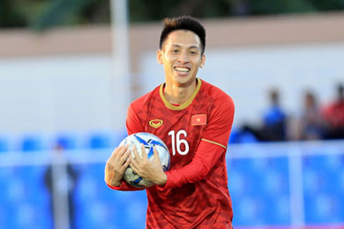 Hà Nội FC bác tin đồn cho Muangthong mượn Hùng Dũng