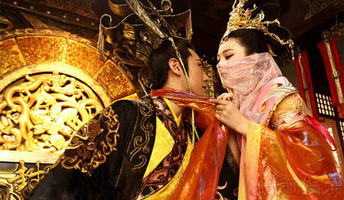 Để được Hoàng đế sủng ái mà các phi tần trong cung bất chấp làm cả những điều này khiến người đời sợ