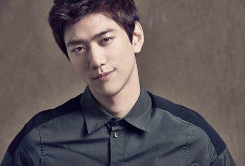 Mỹ nam 9x xứ Hàn gây sốc khi bất ngờ thú nhận đã có vợ con