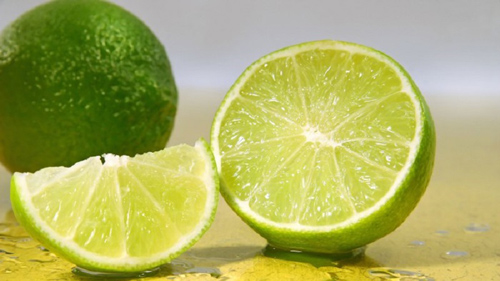 Mua chanh nhớ làm theo cách này là biết ngay chanh tươi không nhiễm độc lại căng mọng- nhiều nước
