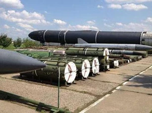 Belarus định "âm thầm" giữ hàng nghìn đầu đạn hạt nhân Liên Xô để làm gì?