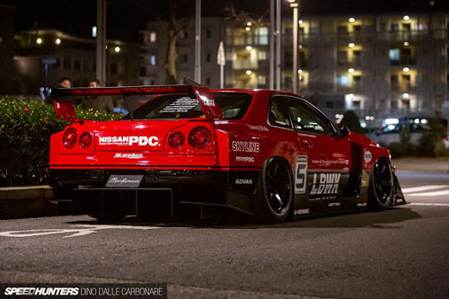 "Soi" siêu phẩm Liberty Walk Super Silhouette Works R34 Skyline