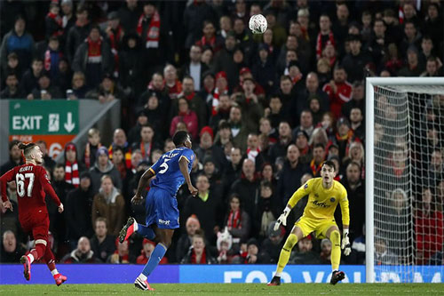 'Người cũ' của M.U giúp Liverpool vào vòng 5 cúp FA gặp Chelsea