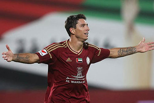 HLV Malaysia giật mình khi nghe tin UAE nhập tịch 'hàng khủng'