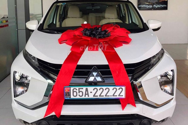 Mitsubishi Xpander biển số ngũ quý rao bán 1,4 tỷ đồng