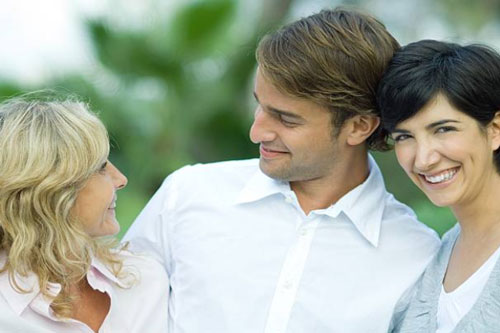 Chung sống hòa bình với mẹ chồng không khó