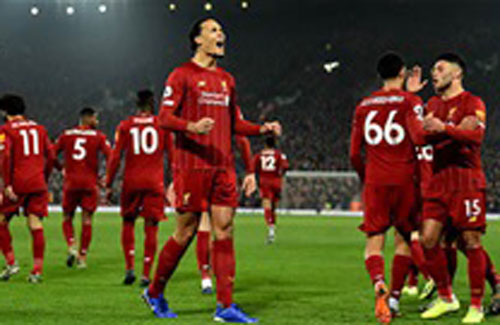 Liverpool cân bằng kỷ lục một thời của Barca nếu thắng Norwich